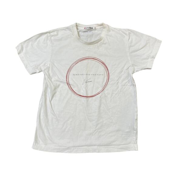 Uniqlo UT Save Japan Victoria Beckham T Shirt Women's S - Picture 1 of 11